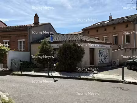 location commerce 72m²