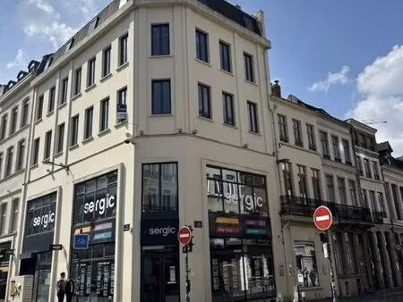 location commerce lille 59800 415m²