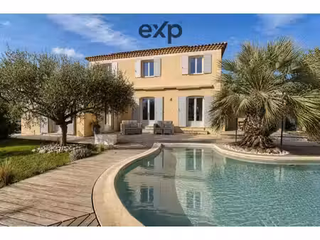 superbe bastide provençale