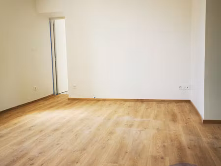appartement 2 chambres - combrée