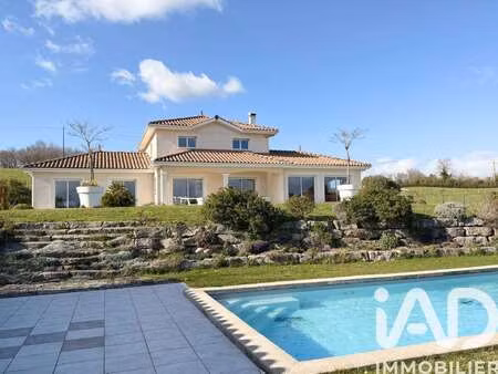 vente maison piscine à jallieu (38300) : à vendre piscine / 233m² jallieu