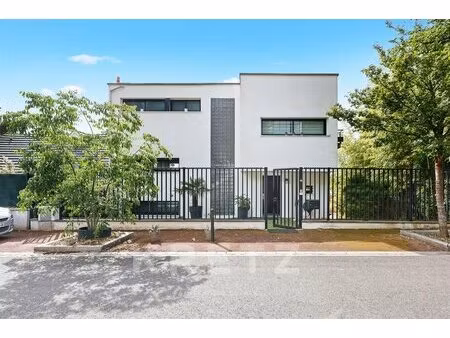 maison d'architecte d'exception au plessis-robinson