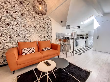 location appartement 2 pièces 38 m² à bourgoin-jallieu (38300)  695 €