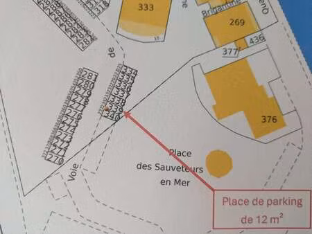 vente garage et parking aux sables-d'olonne (85100) : à vendre / 12m² les sables-d'olonne