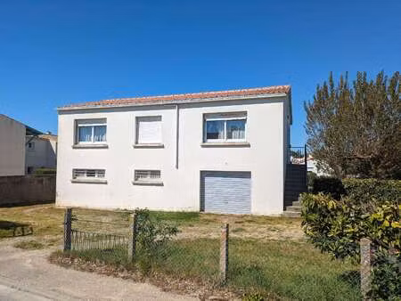vente maison à bretignolles-sur-mer (85470) : à vendre / 83m² bretignolles-sur-mer