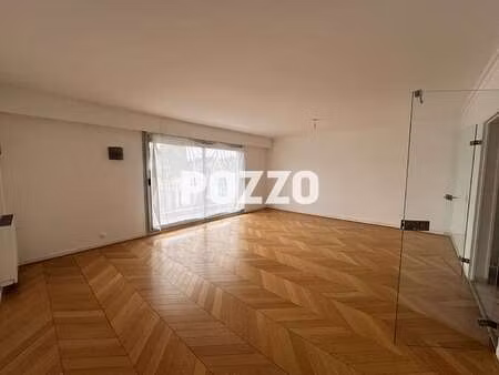 location appartement 3 pièces à cherbourg-octeville (50100) : à louer 3 pièces / 94m² cher