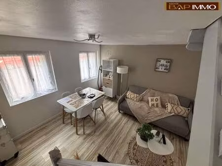 location appartement 2 pièces meublé à lisieux hauteville jean de la fontaine (14100) : à 