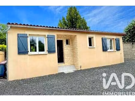 location maison à saint-estephe (16440) : à louer / 64m² saint-estephe