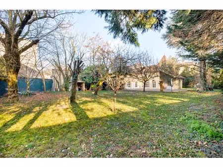 maison - 171m ²