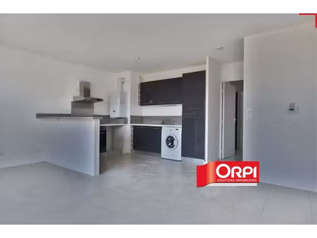 location appartement 2 pièces 62 m² à saint-priest (69800)