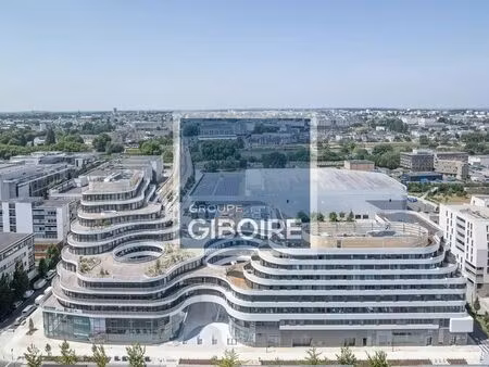 location bureaux 164 m² à 1 500 m²