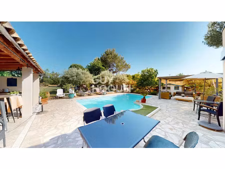 vente maison 6 pièces 167 m² l’isle-sur-la-sorgue (84800)