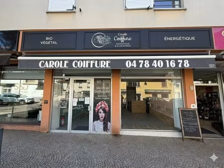 location commerce mions 69780 104m²