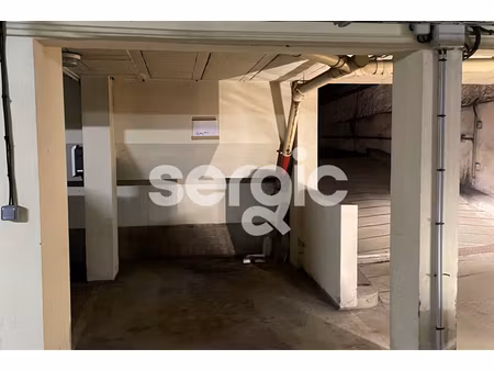 parking sous sol quai du wault