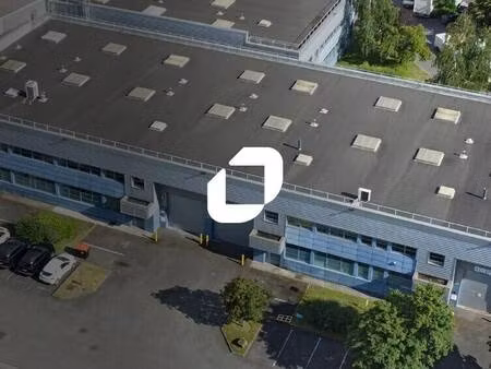 location local d’activités la courneuve 93120 738m²