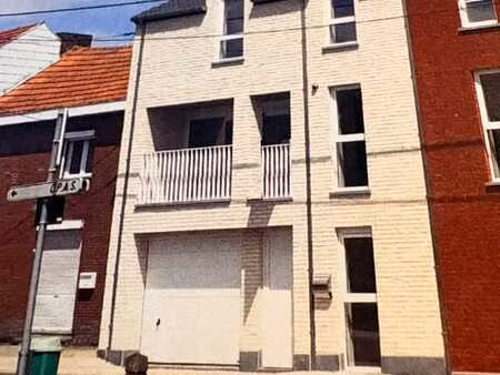 maison 2 ch. à louer à hannut  peb-> b