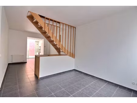 maison lambersart 4 pièce(s) 75 m2  4 pieces - métro - sur calme