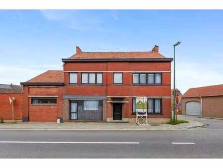 ruime open bebouwing met 5 slaapkamers en 290m² woonopper...