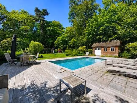 sublime villa avec piscine – quartier bechet