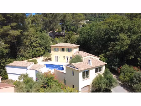 vente villa 6 pièces 161 m² à la motte (83920)  599 000 €