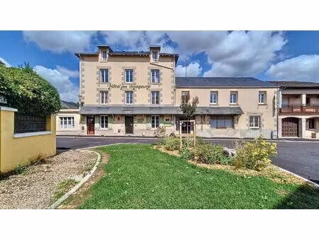 immeuble de près de 600 m²   énorme potentiel