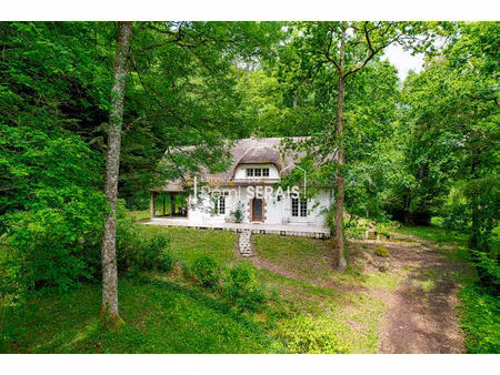 maison familiale avec vue forêt à gouffern-en-auge