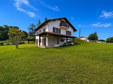 vente maison 5 pièces 184 m² à saint-pierre-d'irube (64990)  555 000 €