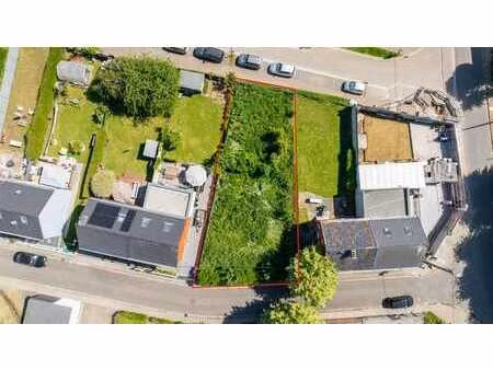 terrain à bâtir plat et libre de constructeur - 381m²