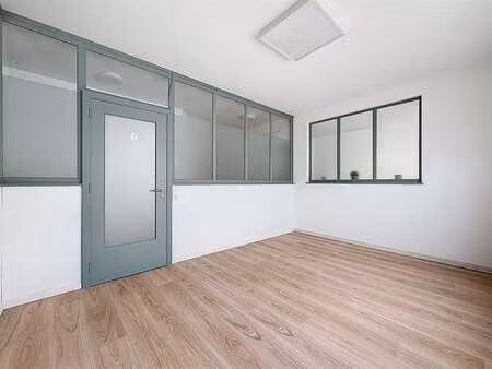 espace de bureau(x)