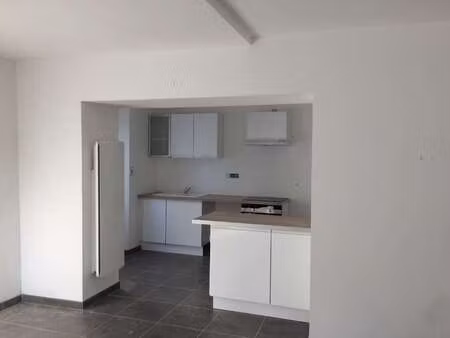 location maison à cossé-le-vivien (53230) : à louer / 62m² cossé-le-vivien