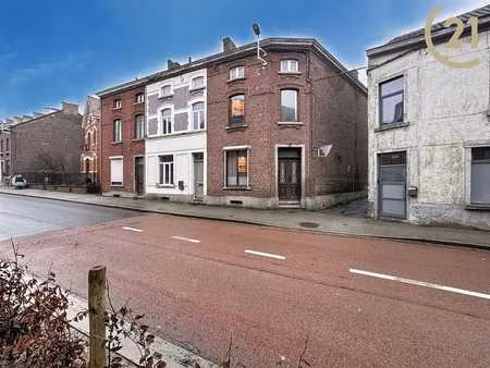 maison à rénover avec potentiel à genappe