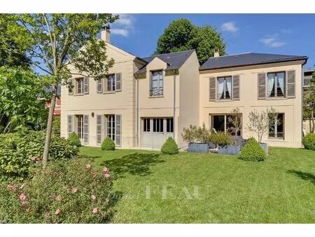 versailles montreuil – maison familiale de 340 m² habitables  patio  terrasses et jardin..
