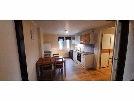 arlon – espace loft dans maison rénovée & totalement meublée