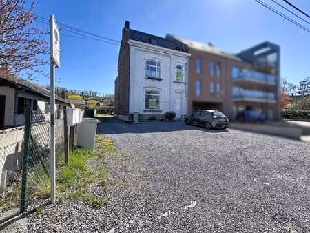 immeuble de rapport avec 3 appartements à marche