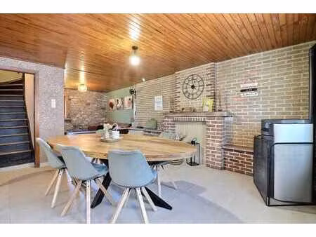jolie maison à vendre à yves-gomezée