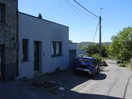 maison d'habitation de plain-pied a rafraichir