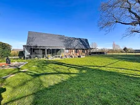 spacieuse villa de plain-pied 2/5 chambres et grand terrain
