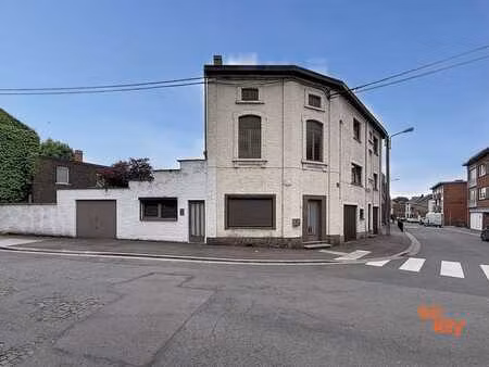 spacieuse maison 3 chambres à rénover !