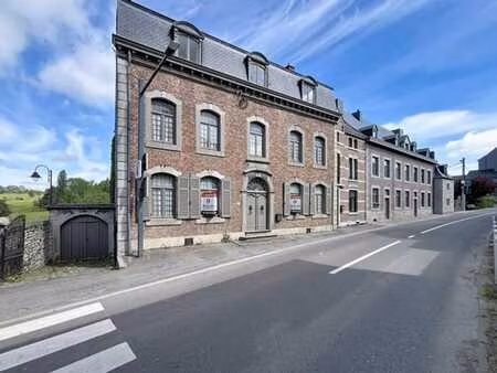 immeuble de caractère dans le centre d'olne