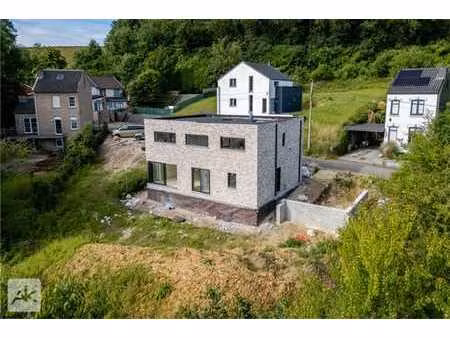 charmante villa dans un état quasi finalisé