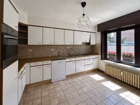 duplex 3 chambres avec emplacement de parking