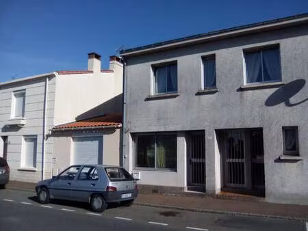 location appartement 2 pièces au loroux-bottereau (44430) : à louer 2 pièces / 43m² le lor