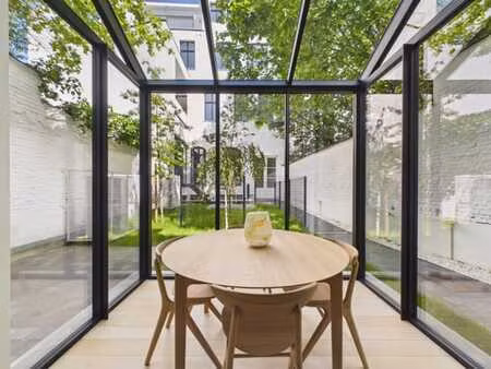 bruxelles - botanique | maison en intérieur d’îlot