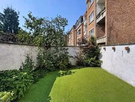 ganshoren : maison unifamiliale de 5 chambres avec jardin