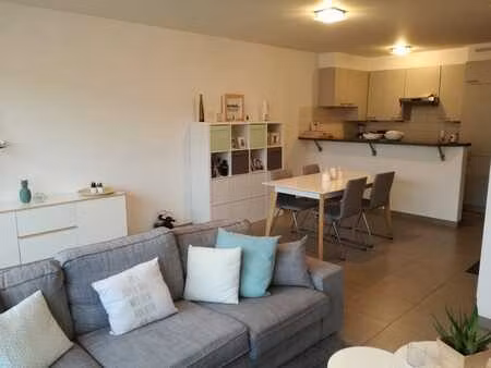 recent gelijkvloers appartement met mooie zuidwest tuin