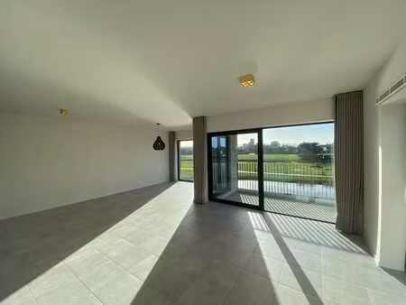 ruim energiezuinig appartement met 2 slaapkamers