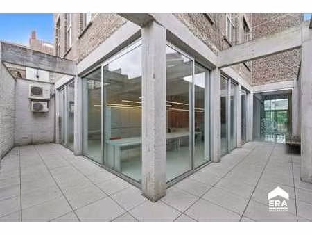 opportunité unique à roulers : loft résidentiel de 266 m²