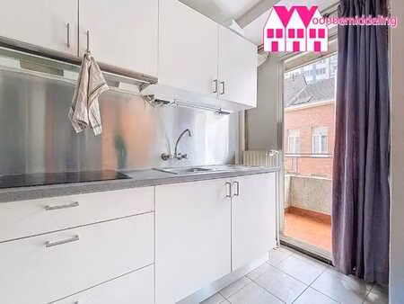 alost : appartement à rénover près du centre-ville.