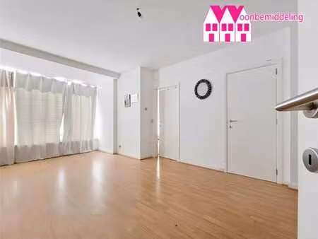 alost : appartement à rénover proche du centre-ville.