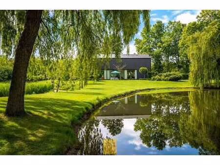 unieke hideaway omgeven door natuur en rust